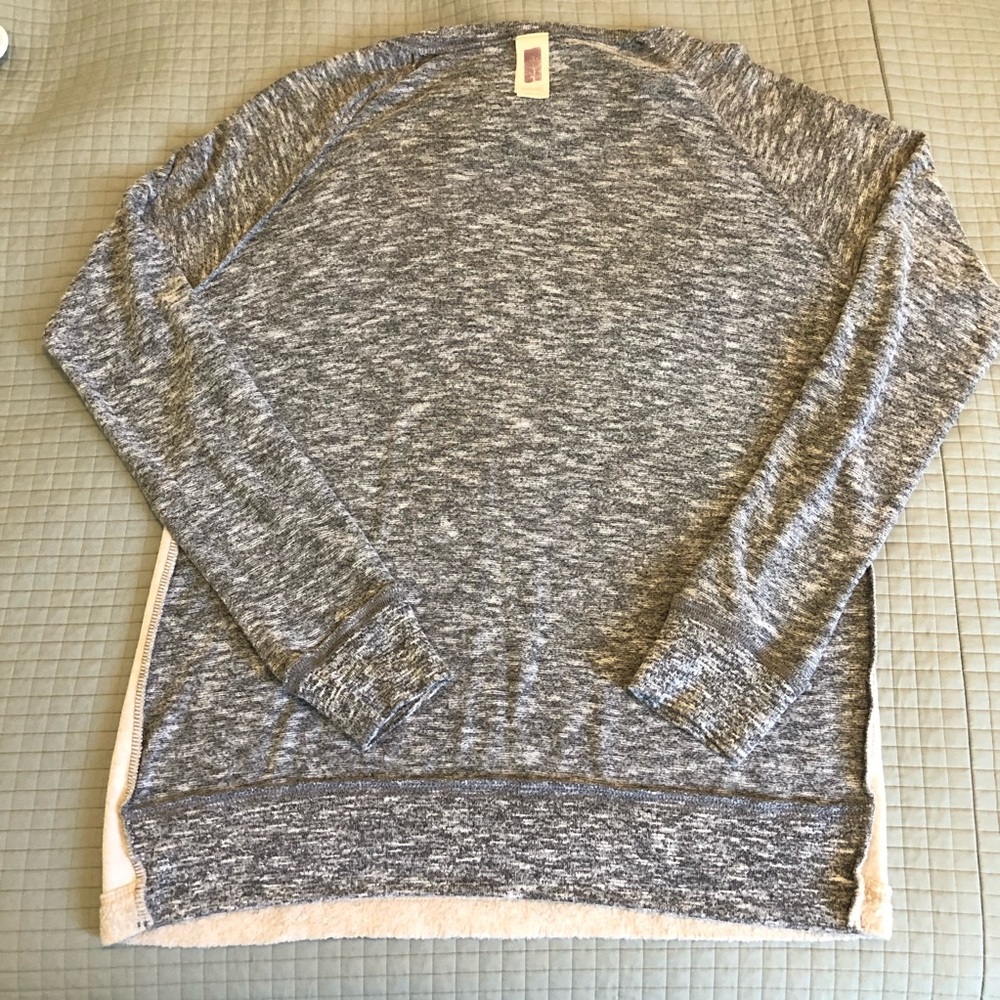 Freeloader shirt with extra long sleeves - Picture 7 of 8
